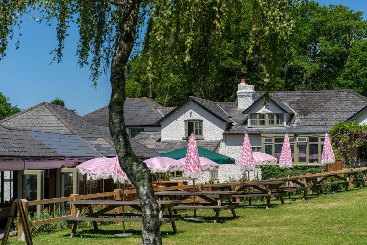 High Corner Inn Godshill  Bagian luar foto